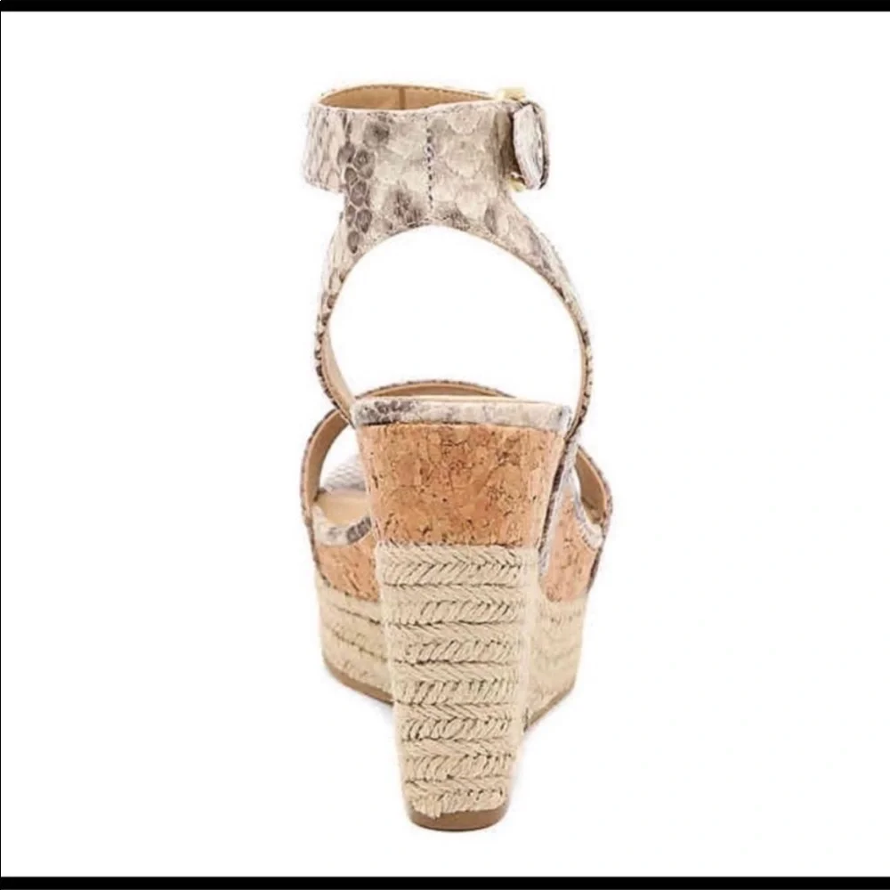 NEW ADRIENNE VITTADINI PLATFORM ESPADRILLE 10 Jute Wedge Snakeskin